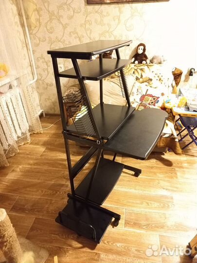 Компьютерный стол/стойка Бюрократ DL-003