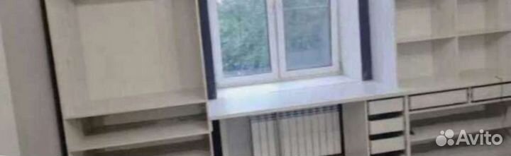 Рабочая зона у окна