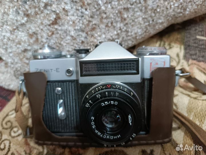 Фотоаппарат зенит е