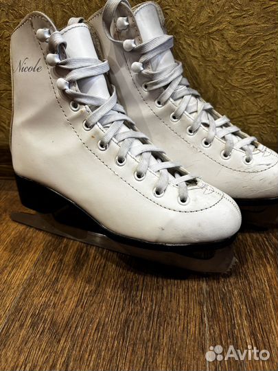 Коньки фигурные