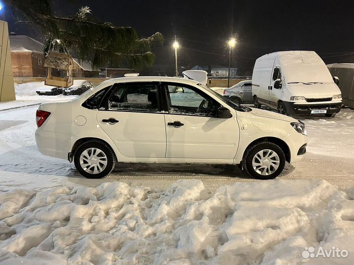 LADA Granta 1.6 МТ, 2021, 38 200 км