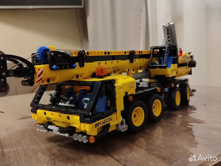 Lego Technic 42108 собранный