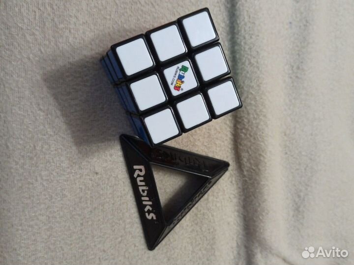 Кубик рубика 3х3 от rubiks