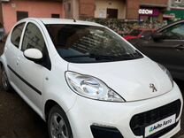 Peugeot 107 1.0 AMT, 2014, 106 000 км, с пробегом, цена 730 000 руб.