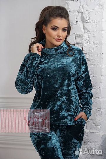 Костюм спортивный новый 46-48 велюр