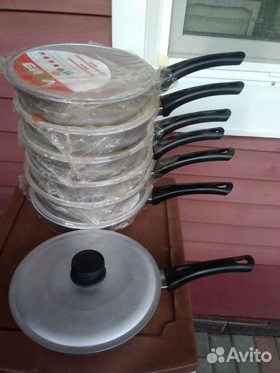 Сковорода алюминиевая новая