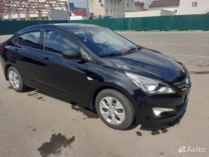 Hyundai Solaris 1.4 AT, 2015, 71 245 км