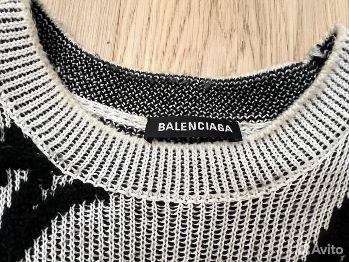 Balenciaga sweater