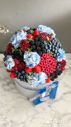 Съедобные букеты из ягод