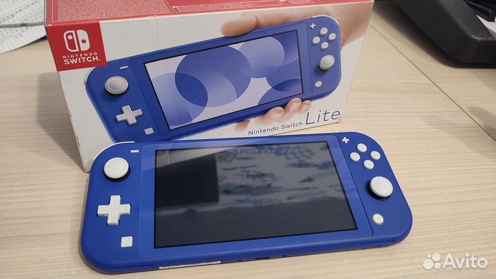 Портативная приставка Nintendo Switch Lite