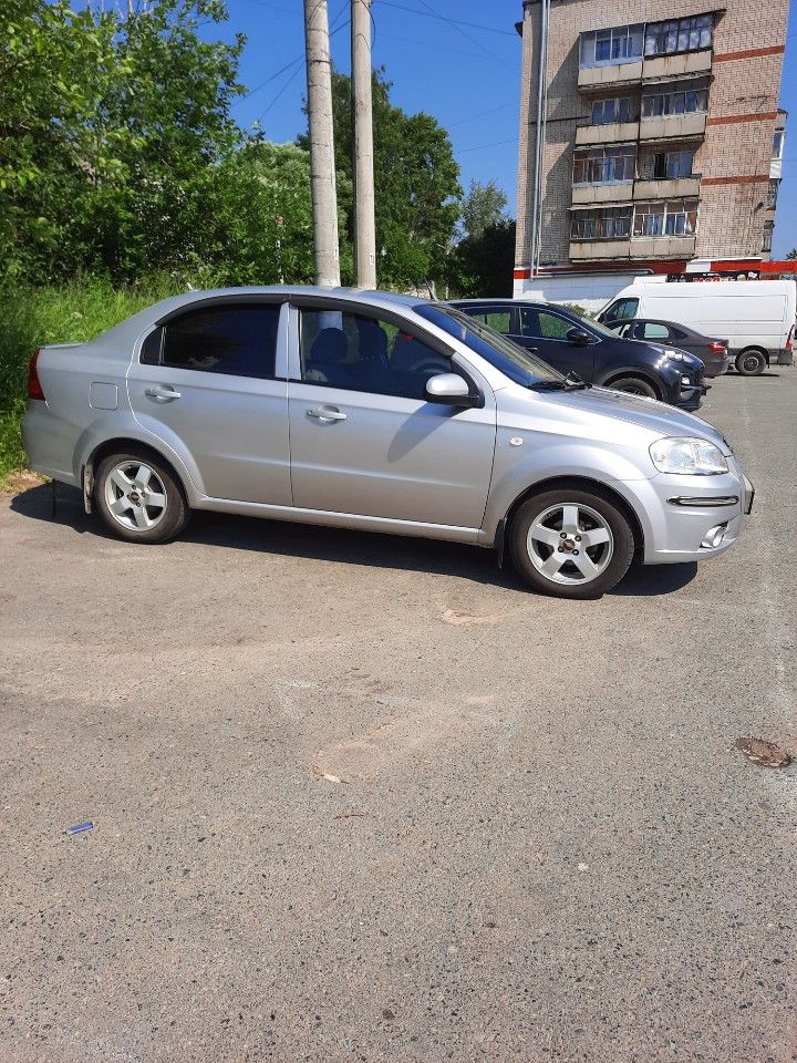 Chevrolet Aveo: фото владельца