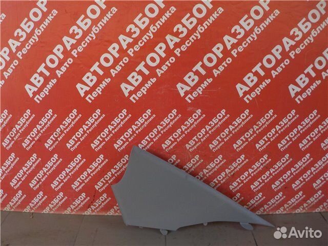 Накладка стойки задняя правая Kia Rio 3 S4