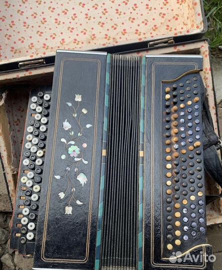 Баян,аккордеоны,гармони