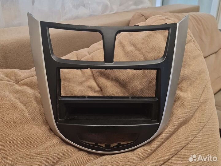 Рамка магнитолы хендай Солярис