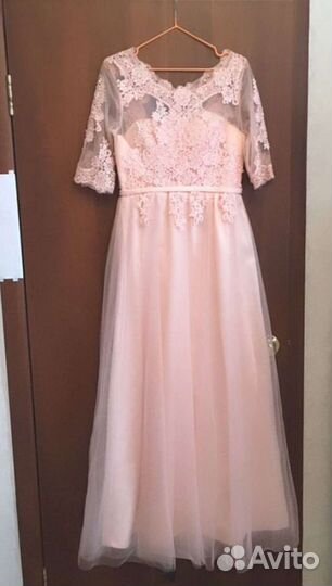 Вечернее платье,на выпускной 46 размера длинное