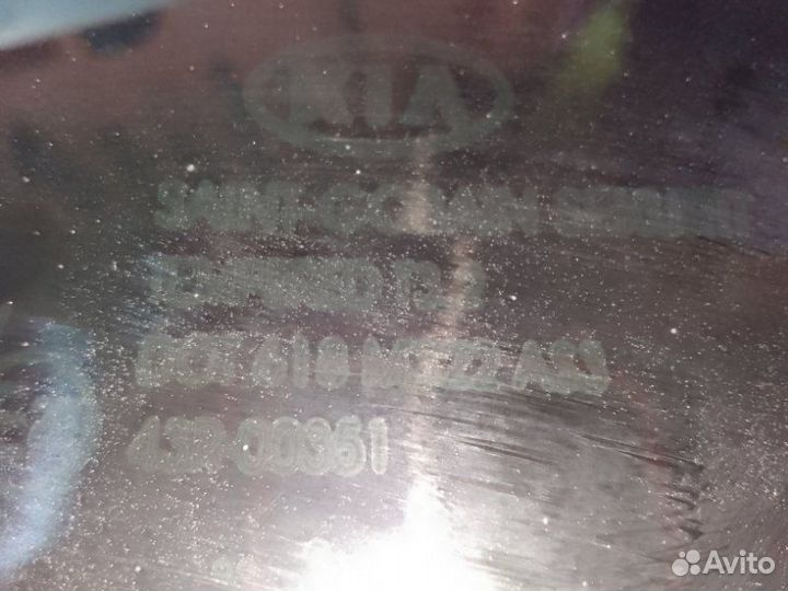 Стекло двери заднее правое Kia Sportage 3 SL