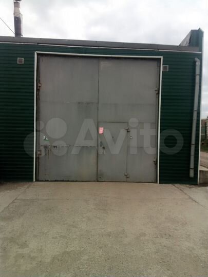 Гараж, > 30 м²