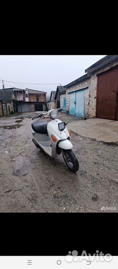 Suzuki lets 4 (Pallet)