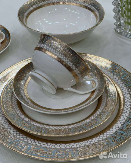 Чайно-столовой сервиз на 12 персон