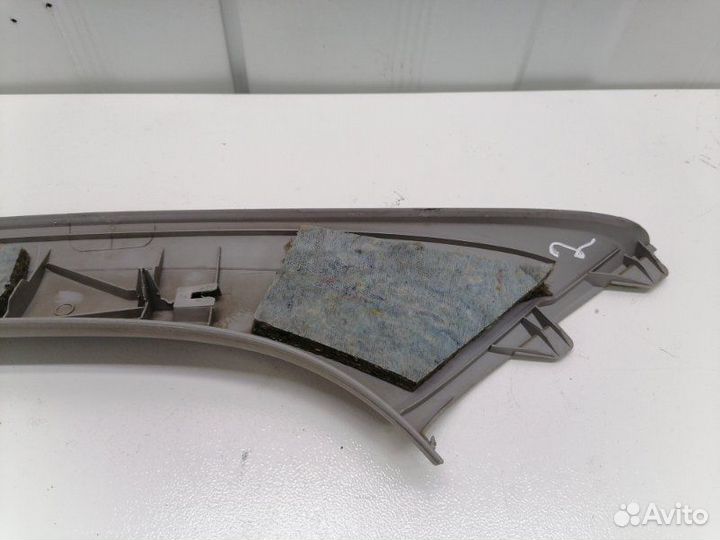 Обшивка стойки передняя правая Ford Fusion