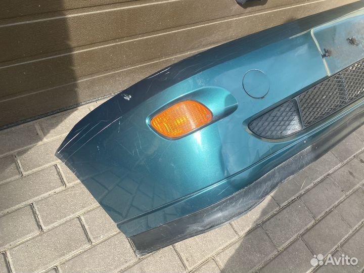 Передний бампер Ford Focus 1