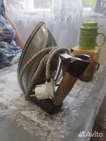 Утюг СССР тяжёлый промышленный