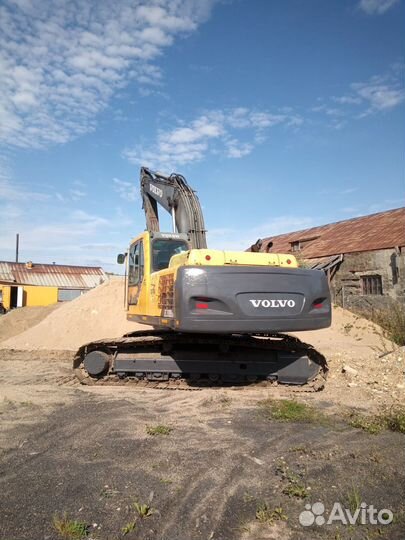 Гусеничный экскаватор Volvo EC210B, 2008