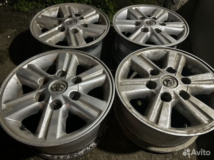 Диски Toyota Hilux классика