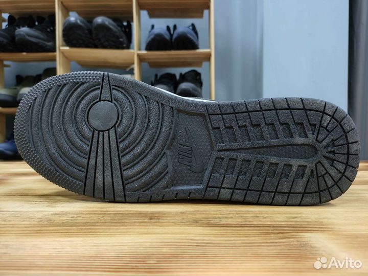 Кроссовки Nike