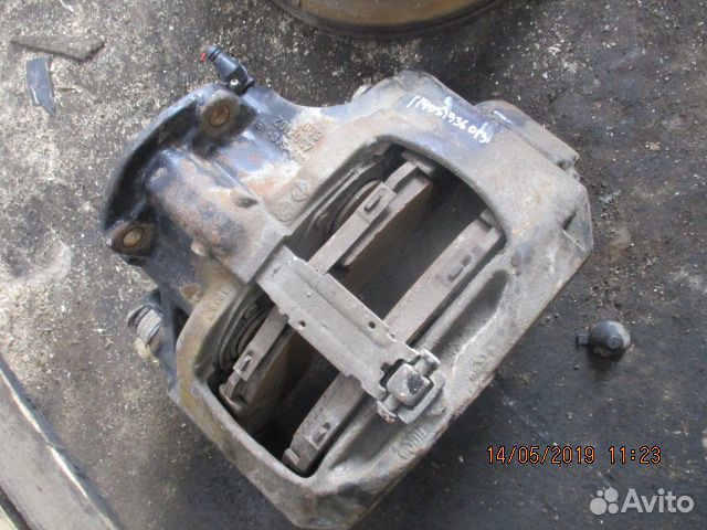 Суппорт тормозной задний правый MAN 81508046595