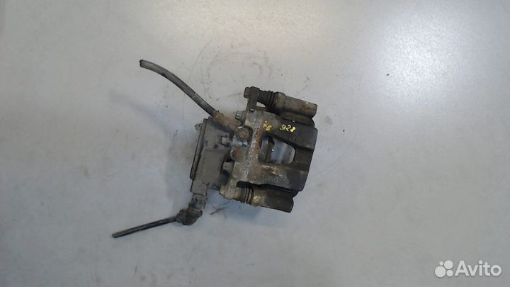 Суппорт Hyundai i40, 2011