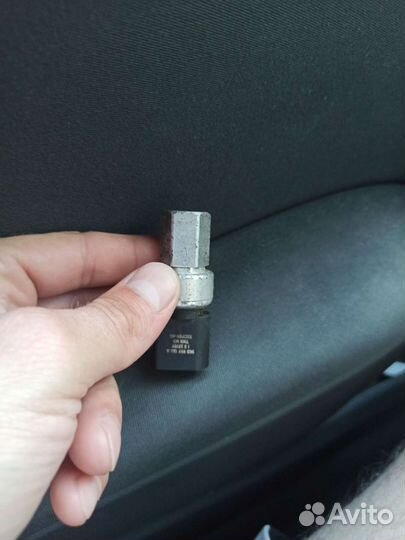 Датчик давления кондиционера гольф 6