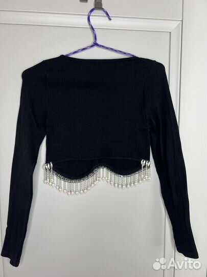 Укороченный лонгслив Zara с жемчугом