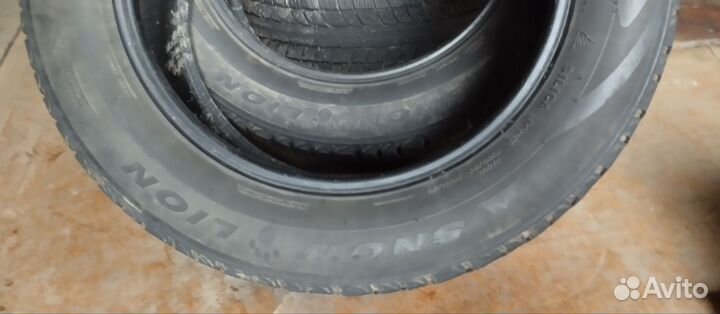 Triangle Snowlink TWT02 235/60 R18 102