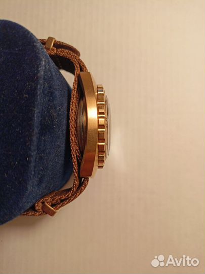 Часы Восток