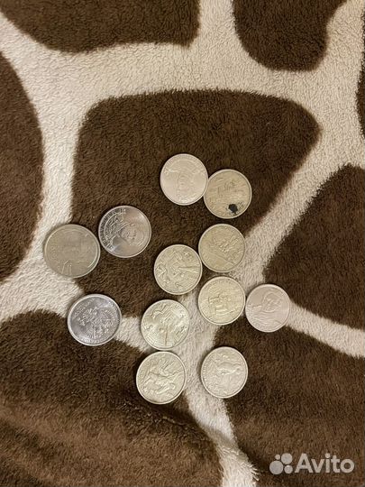 Юбилейные монеты 25,10,5,2,1