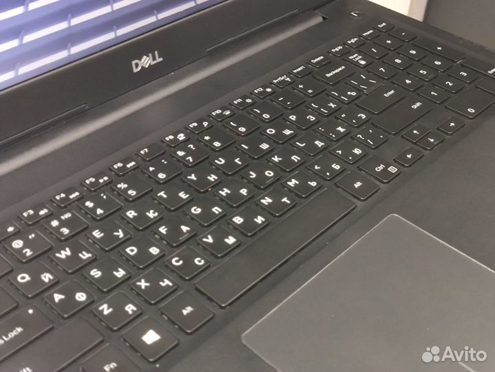 Отличный ноутбук Dell на повседневку