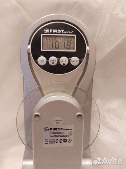 Весы First