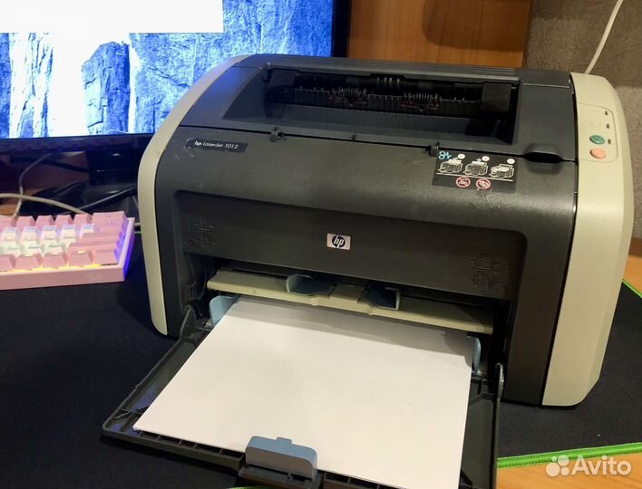 Принтер лазерный hp