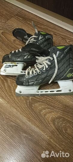 Коньки хоккейные 39 размер