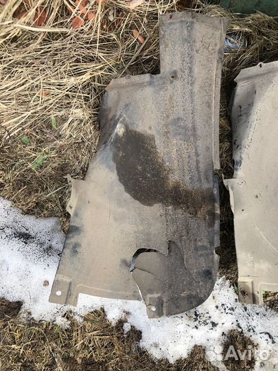 Подкрылки audi a8 д2