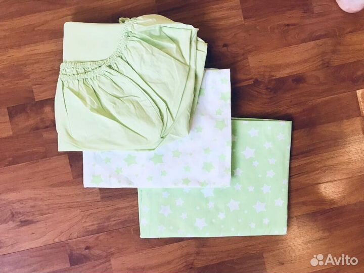 Детское постельное бельё(простынь,2 пододеяльника)