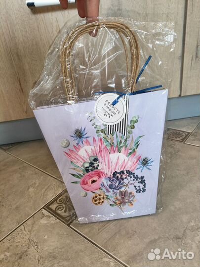 Пакет подарочный бумажный