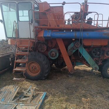 Разбрасыватель соломы Енисей 1200, 1991