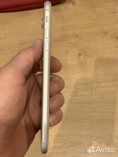 Телефон iPhone 7 plus