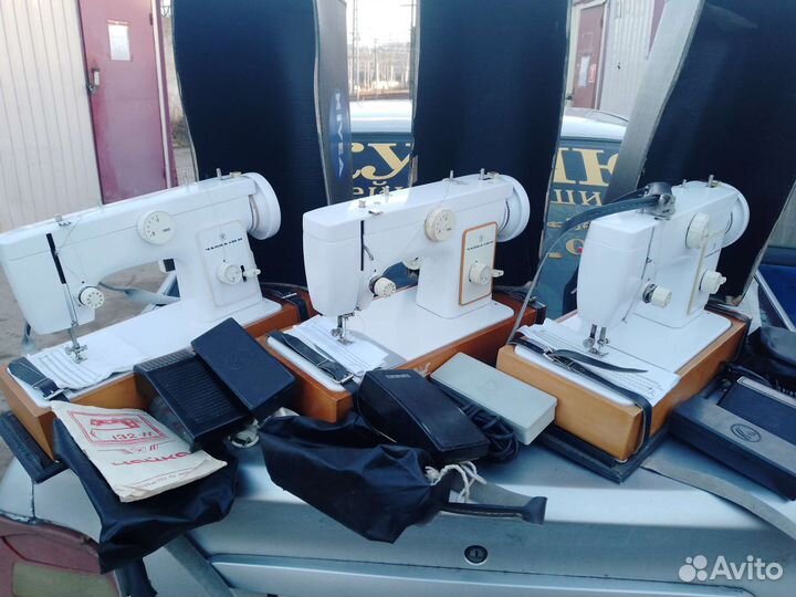 Швейная машинка чайка 132м