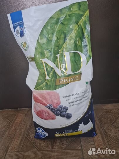 Корм для собак Фармина ягненок, черника