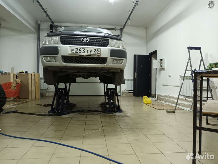 Автоподъемник ножничный