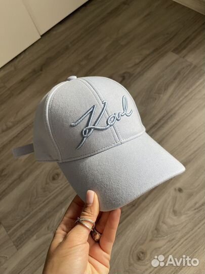 Karl lagerfeld бейсболка