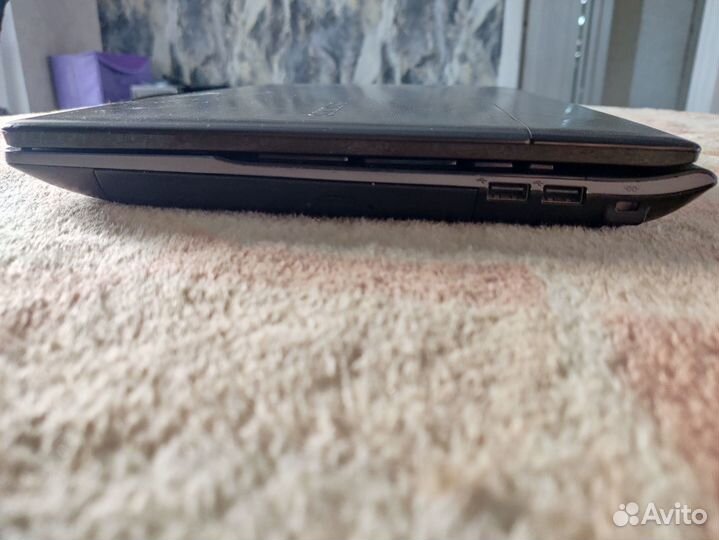 Ноутбук Samsung 300E5C (NP-300E5C-U03RU)